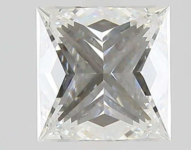 1.52 carats princess diamond