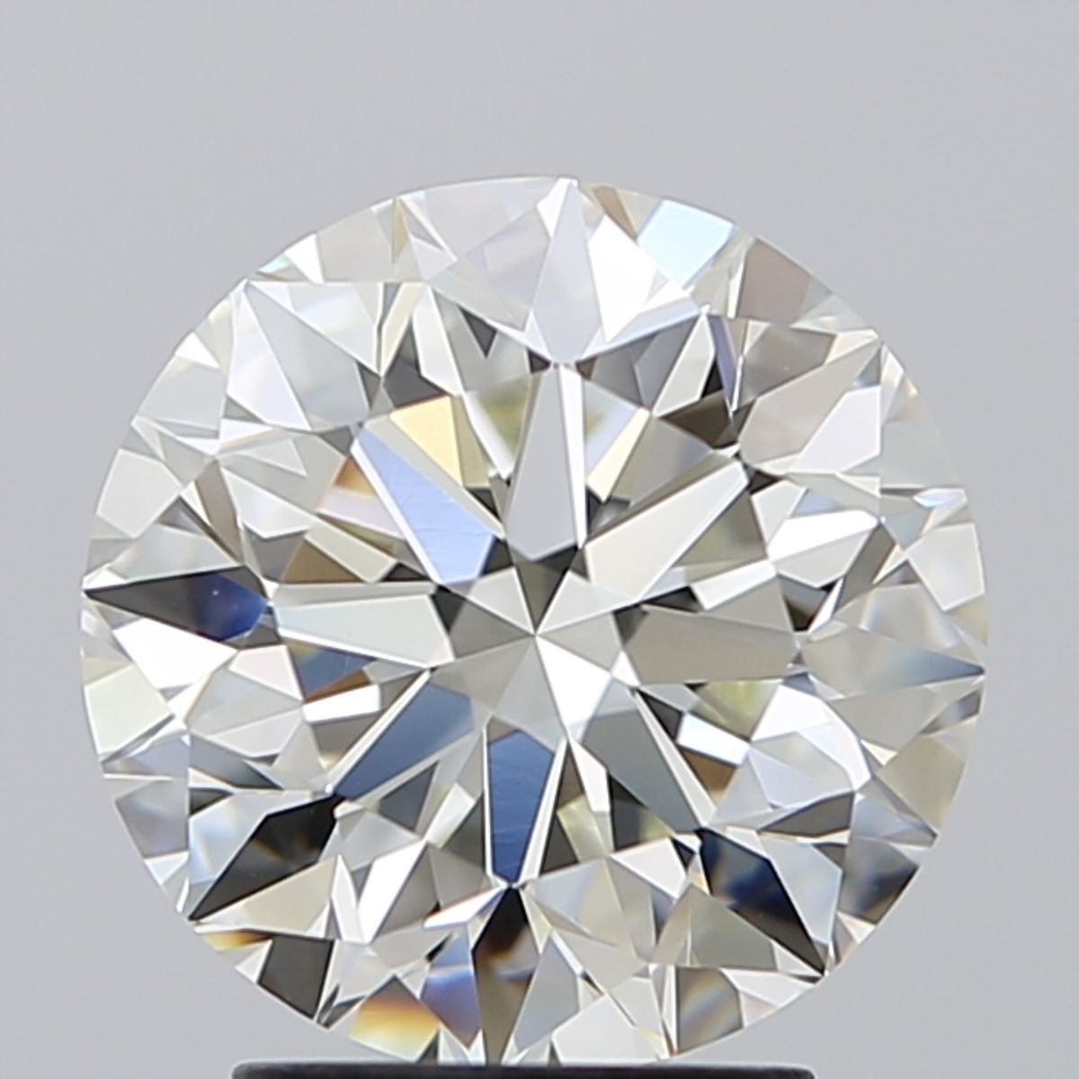 3.26 carats round diamond